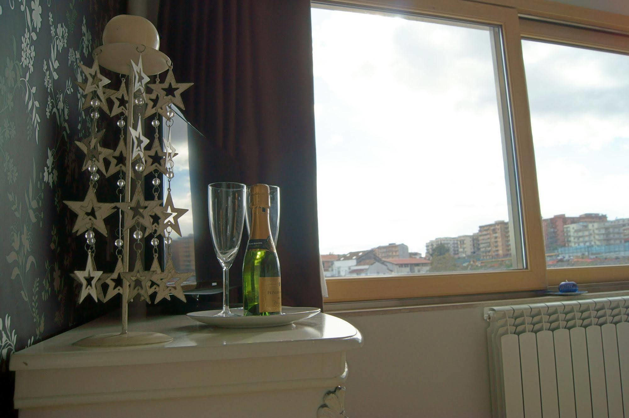 Baia Di Ognina Bed and Breakfast CTA Eksteriør billede